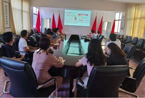 豫中學(xué)習(xí)大講堂第3期.png 豫中學(xué)習(xí)大講堂第3期.png