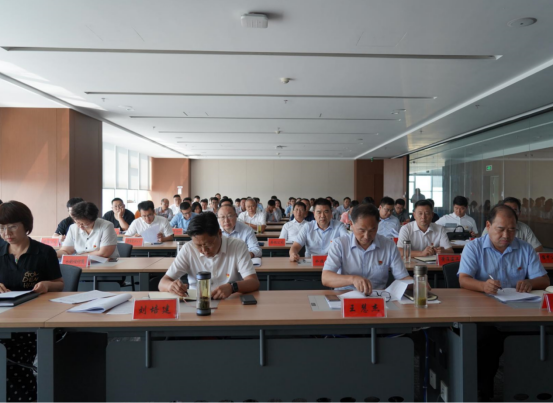 8.7市產(chǎn)業(yè)投資集團(tuán)召開2023年上半年工作總結(jié)暨下半年工作推進(jìn)會230.png